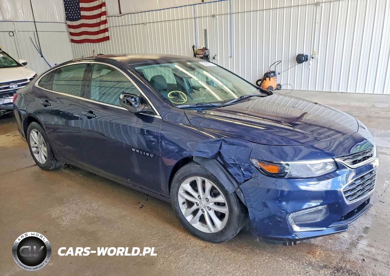 2016 Chevrolet Malibu Lt VIN:1G1ZE5ST8GF340011 - 4