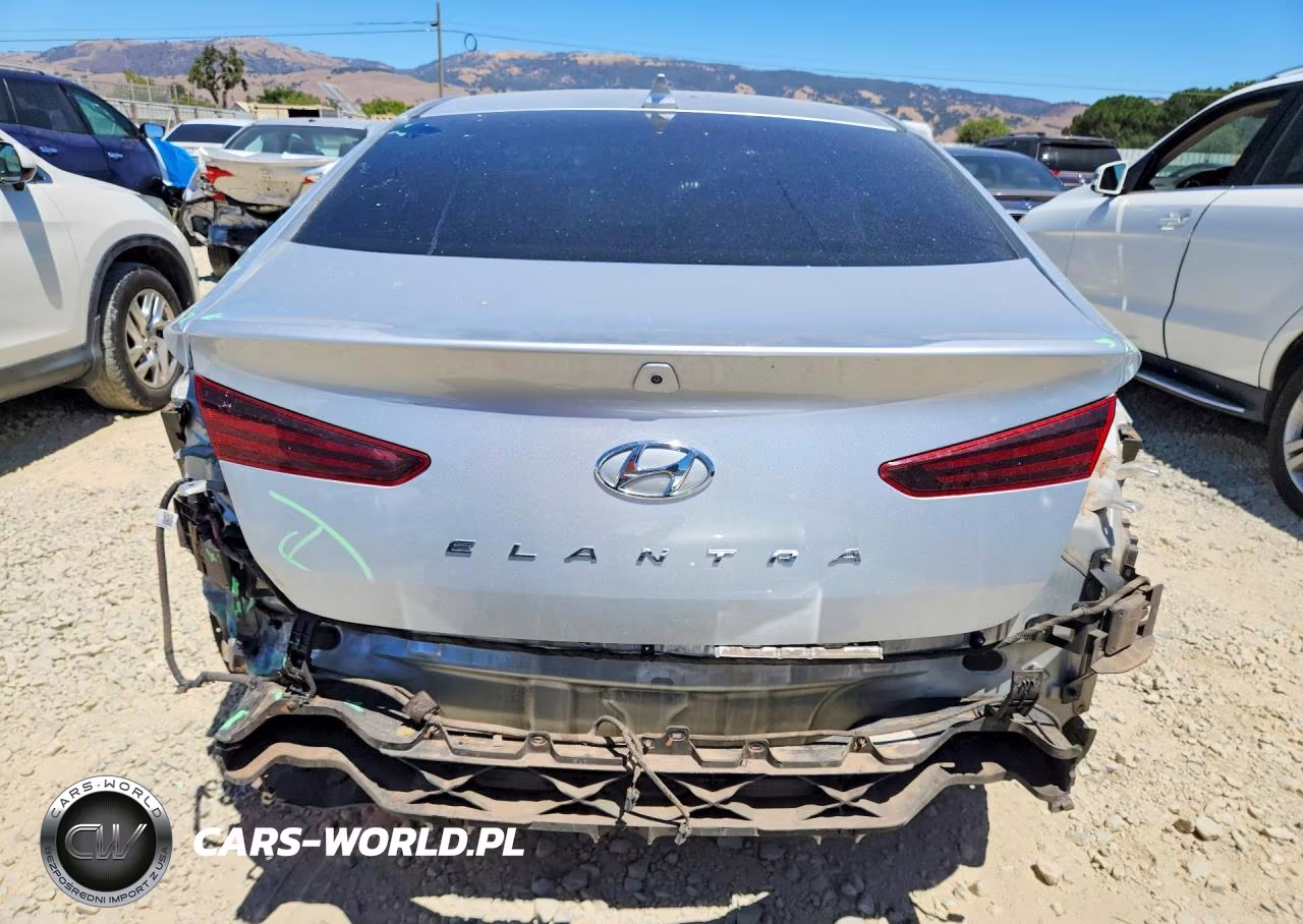 2019 Hyundai Elantra Se VIN:5NPD84LF0KH413124 - 6