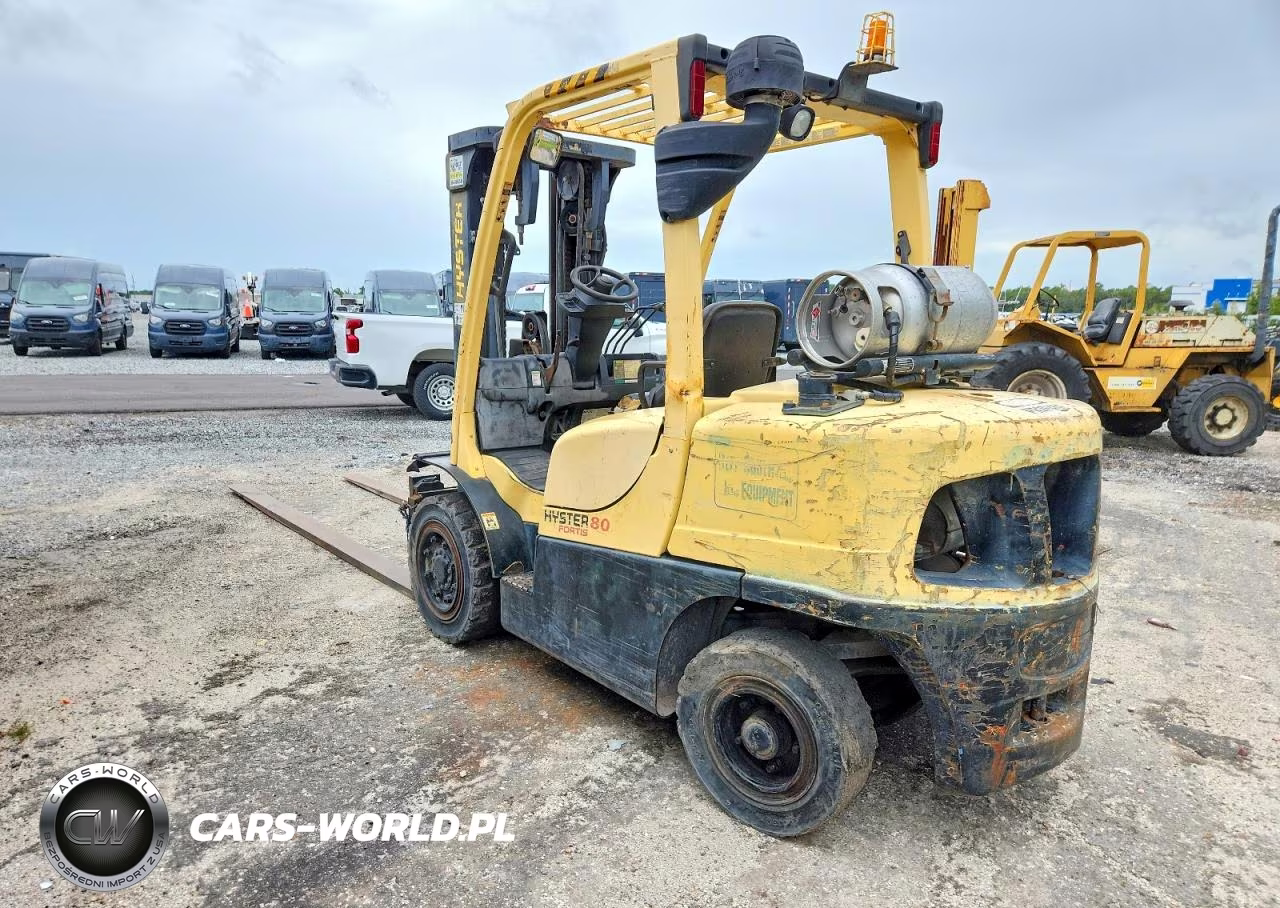 2016 Hyster Forklift VIN:P005V0211467 - 3