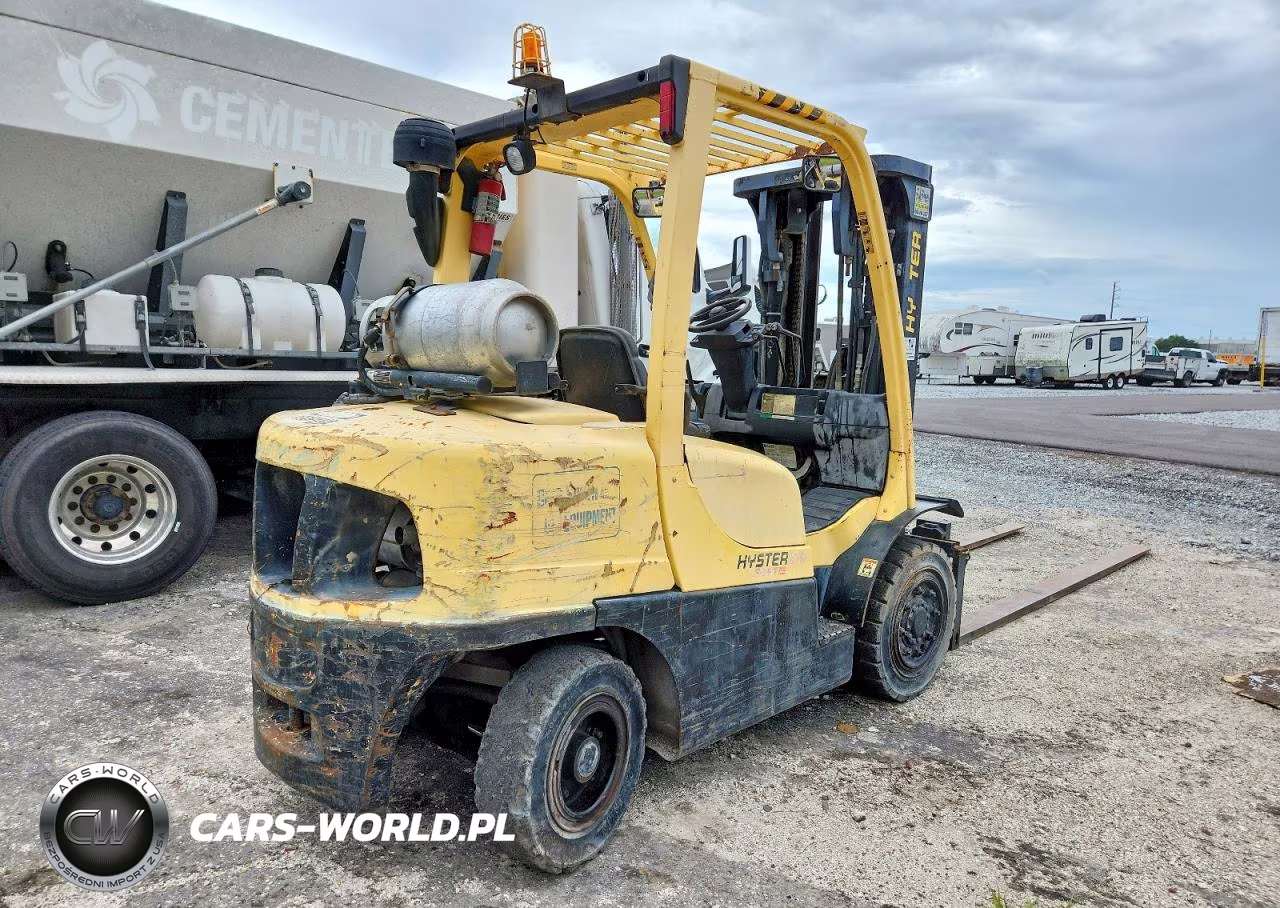 2016 Hyster Forklift VIN:P005V0211467 - 4