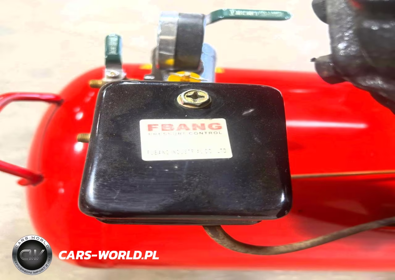 2020 79 Gallon Air Compressor 10 Hp VIN:L2007105145 - 9