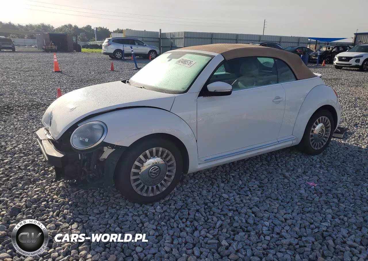 2015 Volkswagen Beetle 1.8T – zdjęcie 1 z 12