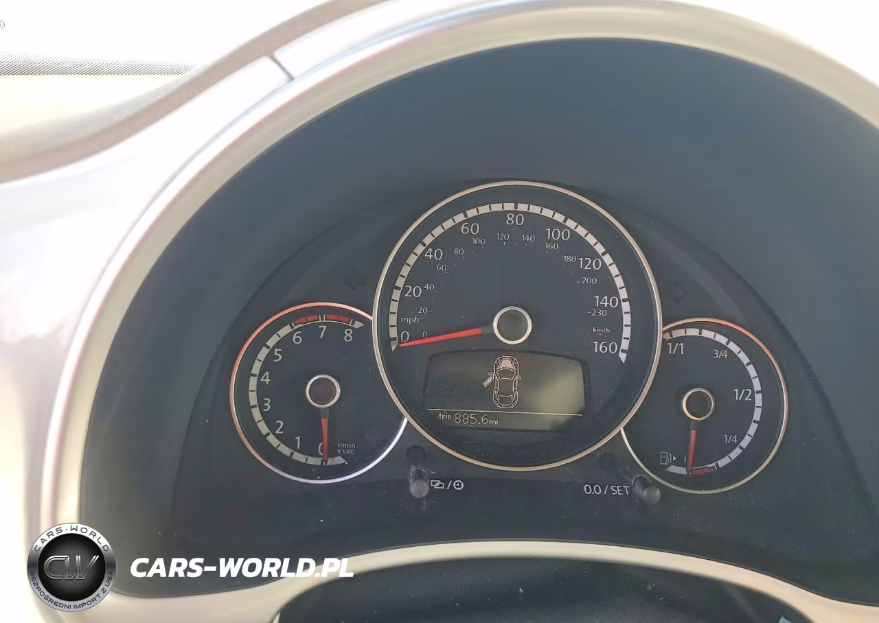 2015 Volkswagen Beetle 1.8T VIN:3VW517AT4FM809198 - 9