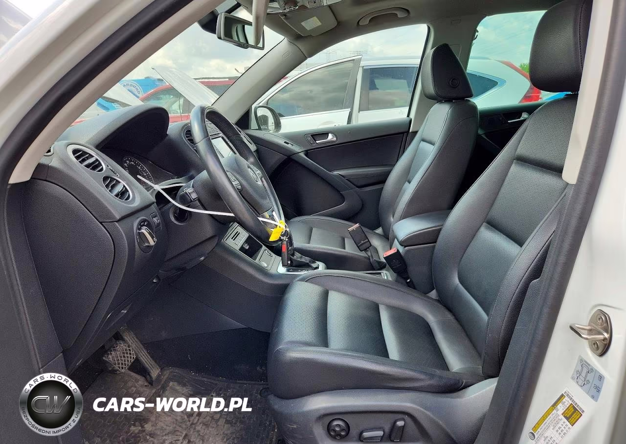 2016 Volkswagen Tiguan S VIN:WVGBV7AX6GW581103 - 7