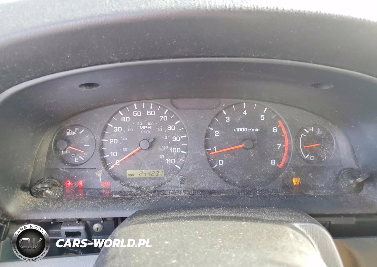 2001 Nissan Frontier Xe VIN:1N6DD26S31C342002 - 9