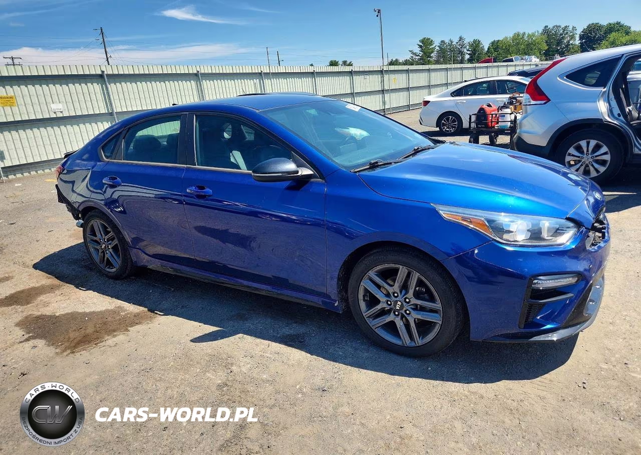 2021 Kia Forte Gt Line VIN:3KPF34AD9ME279584 - 4