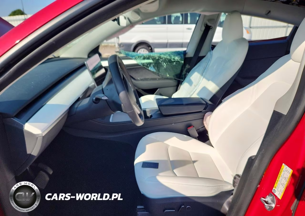 2023 Tesla Model Y VIN:7SAYGDEEXPF808199 - 7