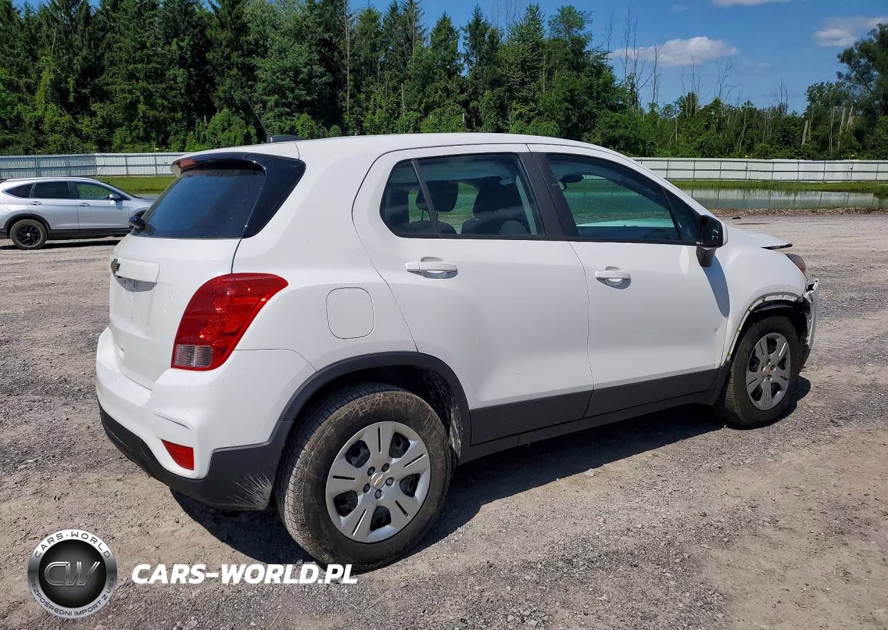 2017 Chevrolet Trax Ls VIN:KL7CJKSB7HB252314 - 3