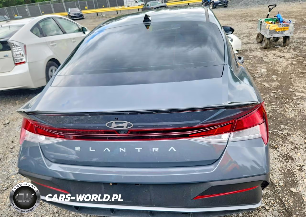 2026 Hyundai Elantra Sel Sport VIN:KMHLM4DG0TU192027 - 6
