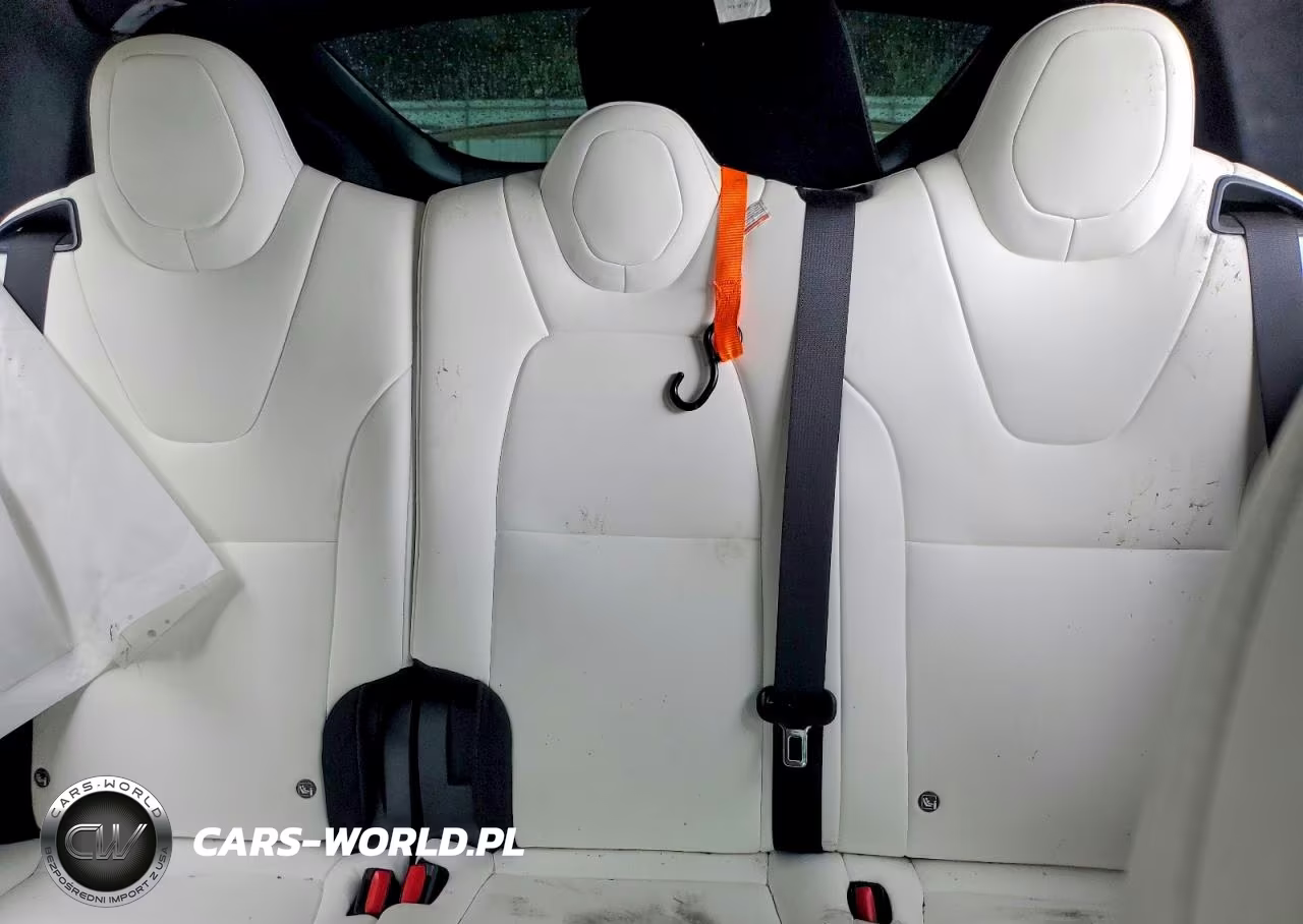 2020 Tesla Model X VIN:5YJXCDE26LF263140 - 10