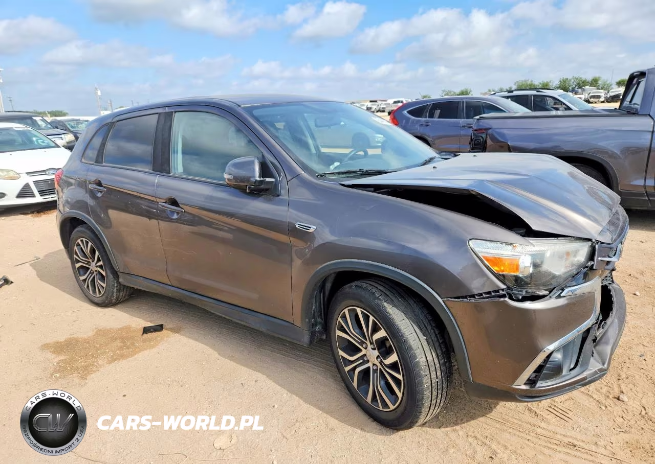 2018 Mitsubishi Outlander Sport Es VIN:JA4AP3AU4JZ031004 - 4