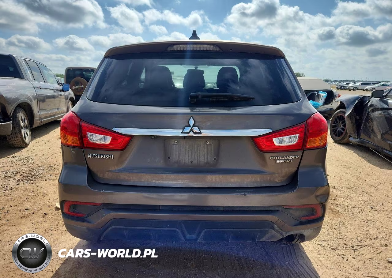 2018 Mitsubishi Outlander Sport Es VIN:JA4AP3AU4JZ031004 - 6
