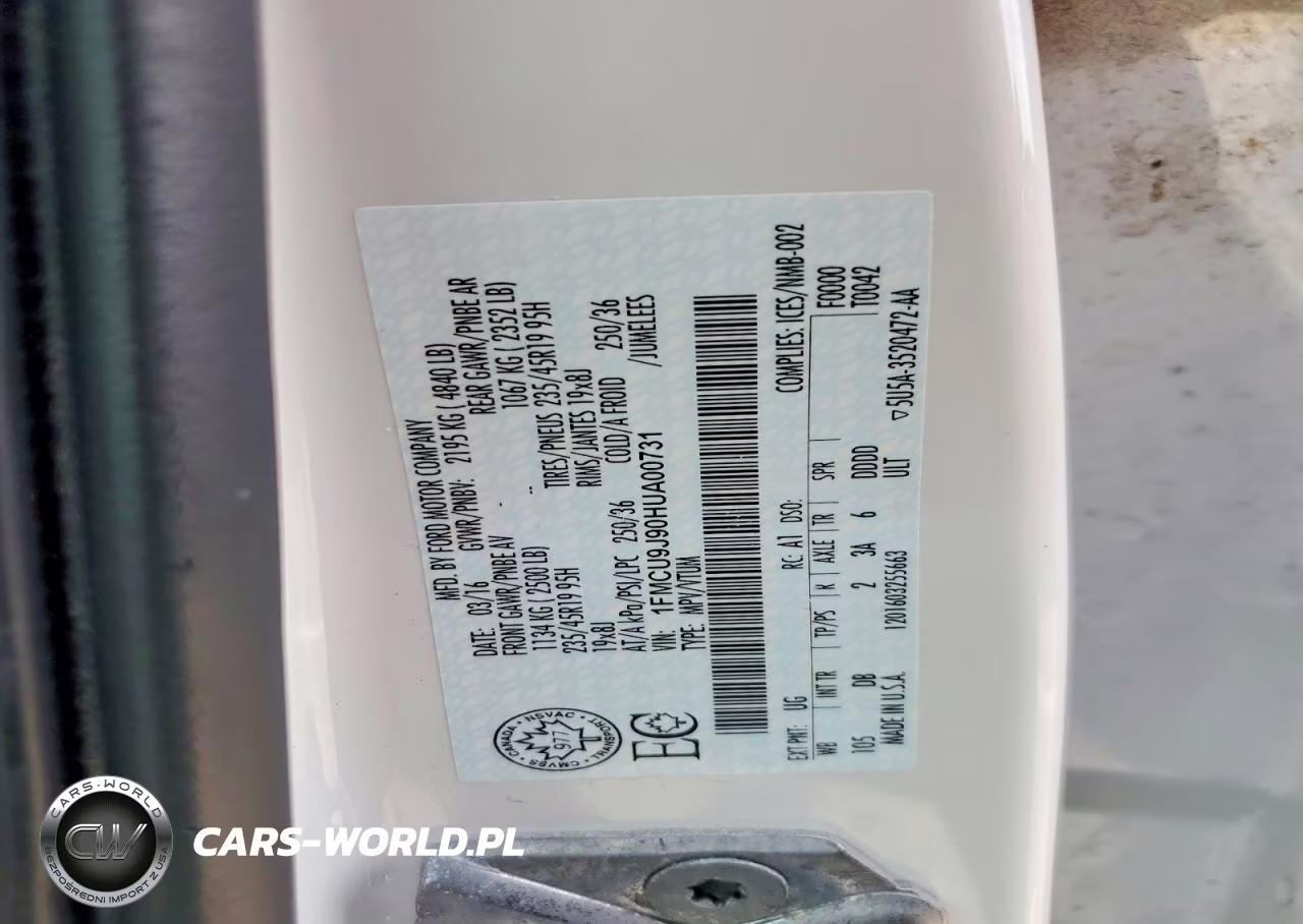 2017 Ford Escape Titanium VIN:1FMCU9J90HUA00731 - 13