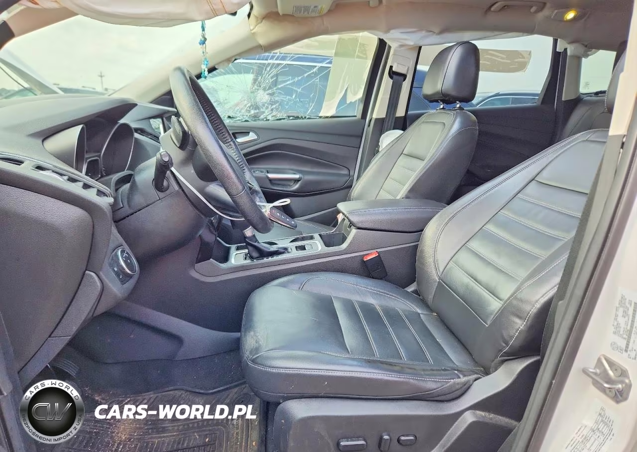 2017 Ford Escape Titanium VIN:1FMCU9J90HUA00731 - 7