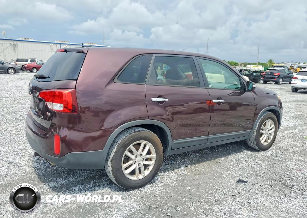 2015 Kia Sorento Lx VIN:5XYKT3A60FG581197 - 3