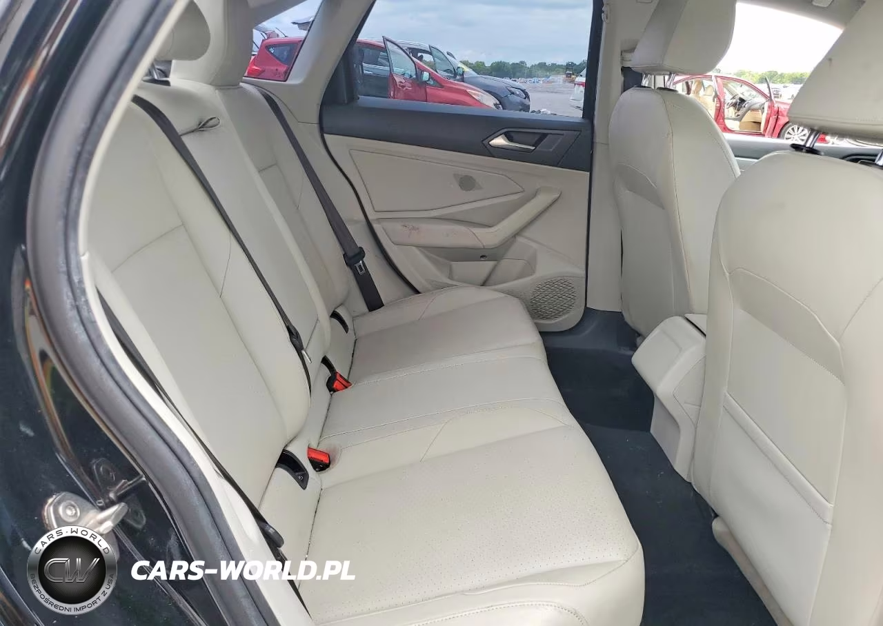 2019 Volkswagen Jetta S VIN:3VWCB7BU9KM146099 - 10