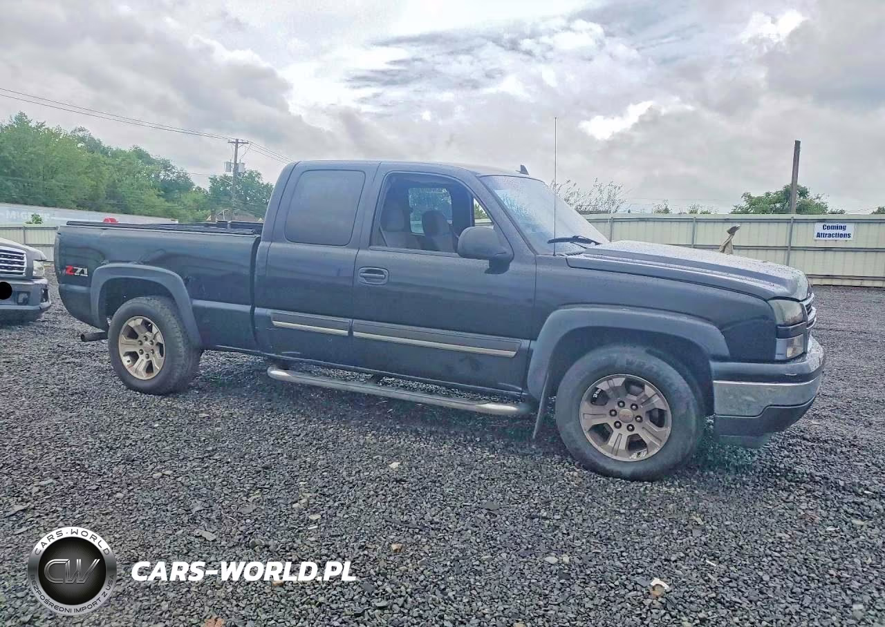 2007 Chevrolet Silverado K1500 Classic VIN:1GCEK19Z57E150738 - 4