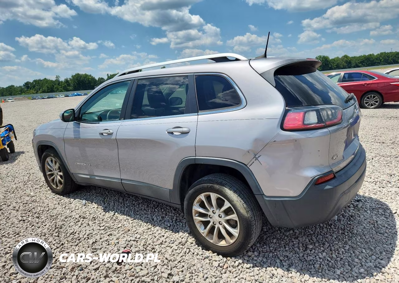 2019 Jeep Cherokee Latitude VIN:1C4PJLCB7KD241172 - 2