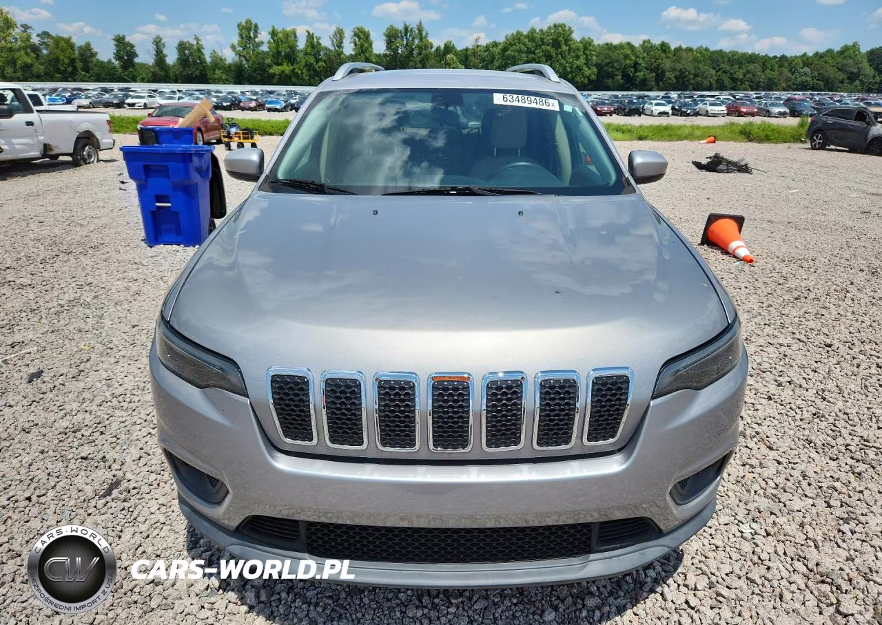 2019 Jeep Cherokee Latitude VIN:1C4PJLCB7KD241172 - 5