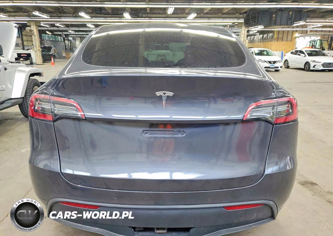 2021 Tesla Model Y VIN:5YJYGAEEXMF188395 - 6