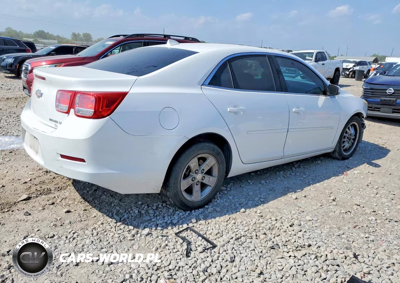 2014 Chevrolet Malibu 1Lt VIN:1G11C5SLXEF108784 - 3
