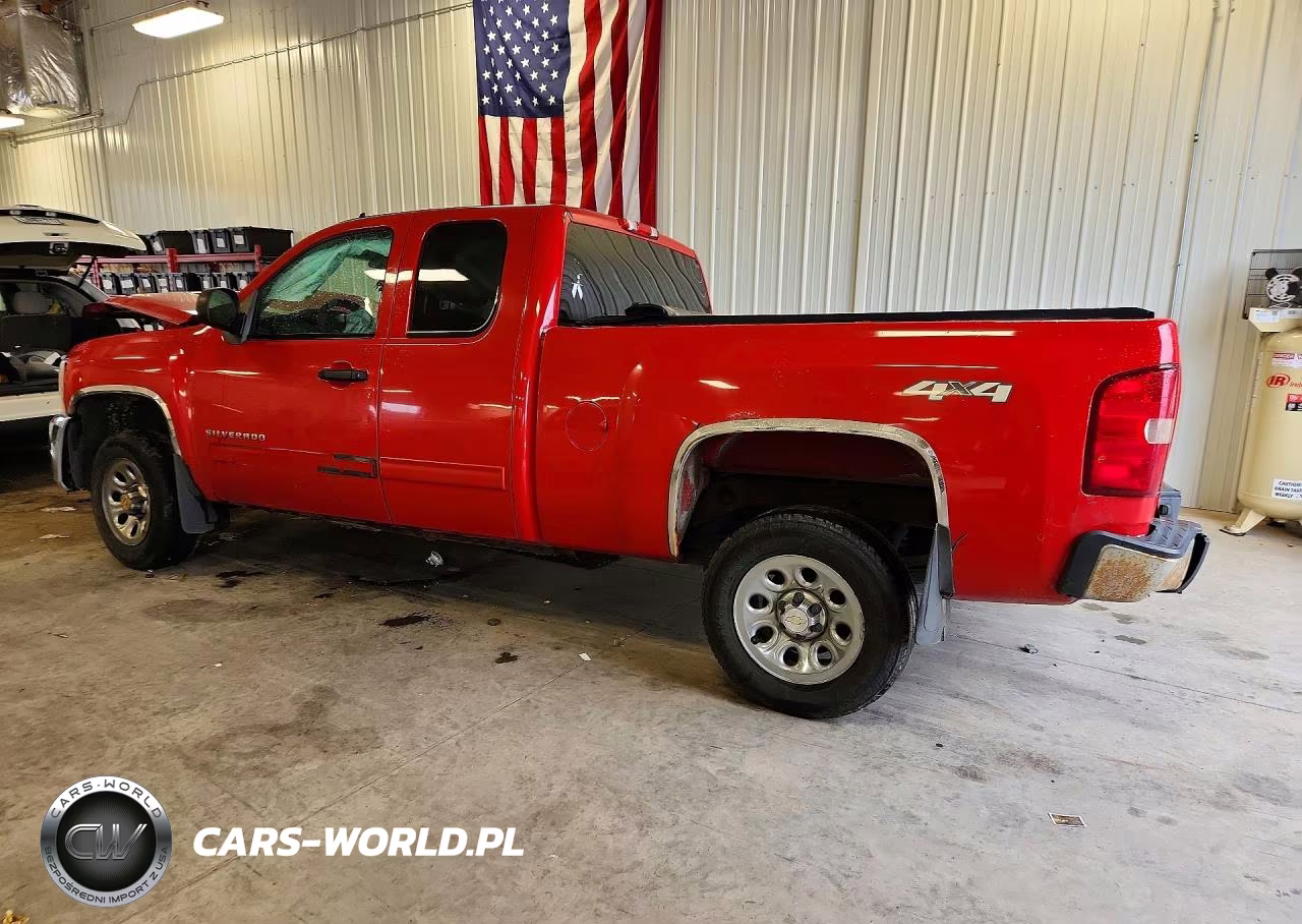 2013 Chevrolet Silverado K1500 Ls VIN:1GCRKREA0DZ130787 - 2