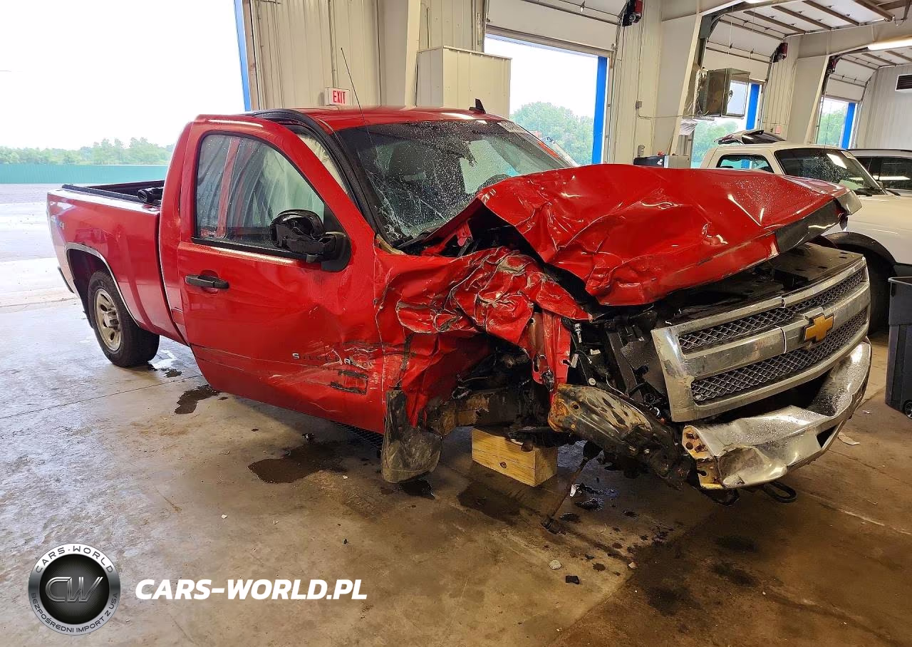 2013 Chevrolet Silverado K1500 Ls VIN:1GCRKREA0DZ130787 - 4