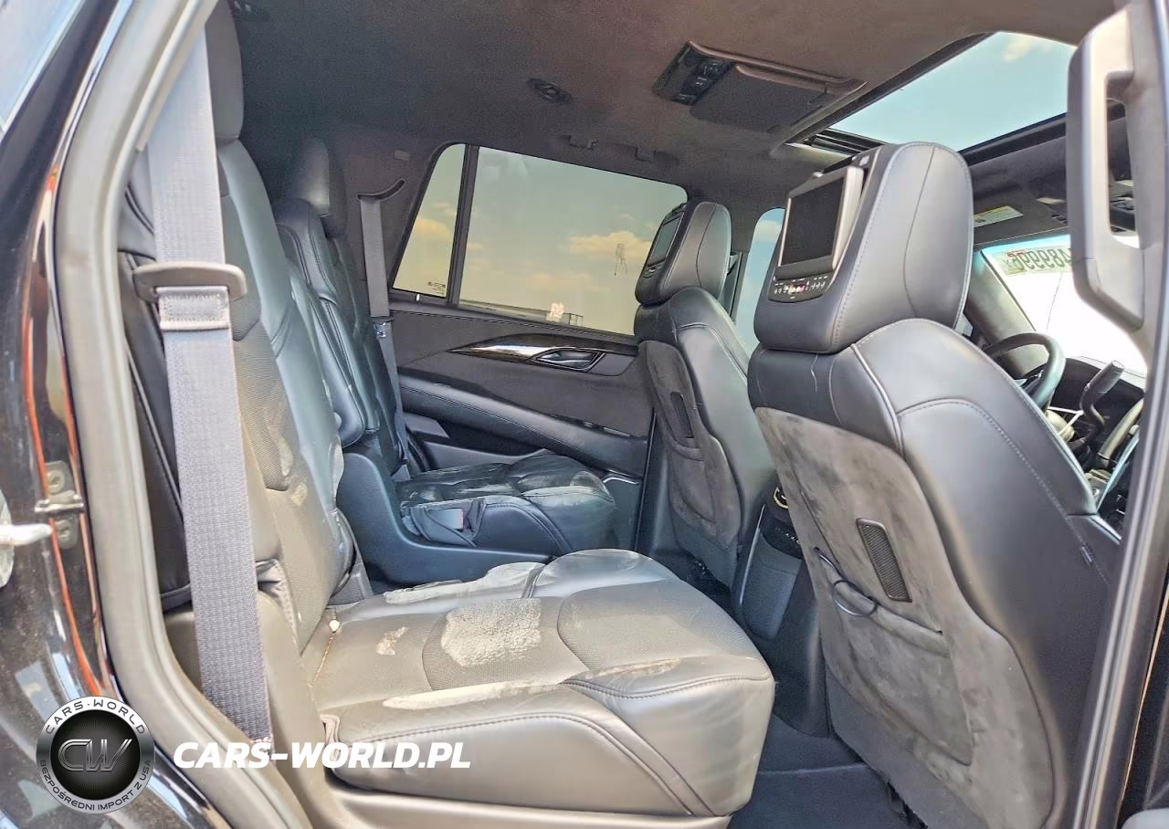 2018 Cadillac Escalade Platinum VIN:1GYS4DKJ3JR301881 - 11