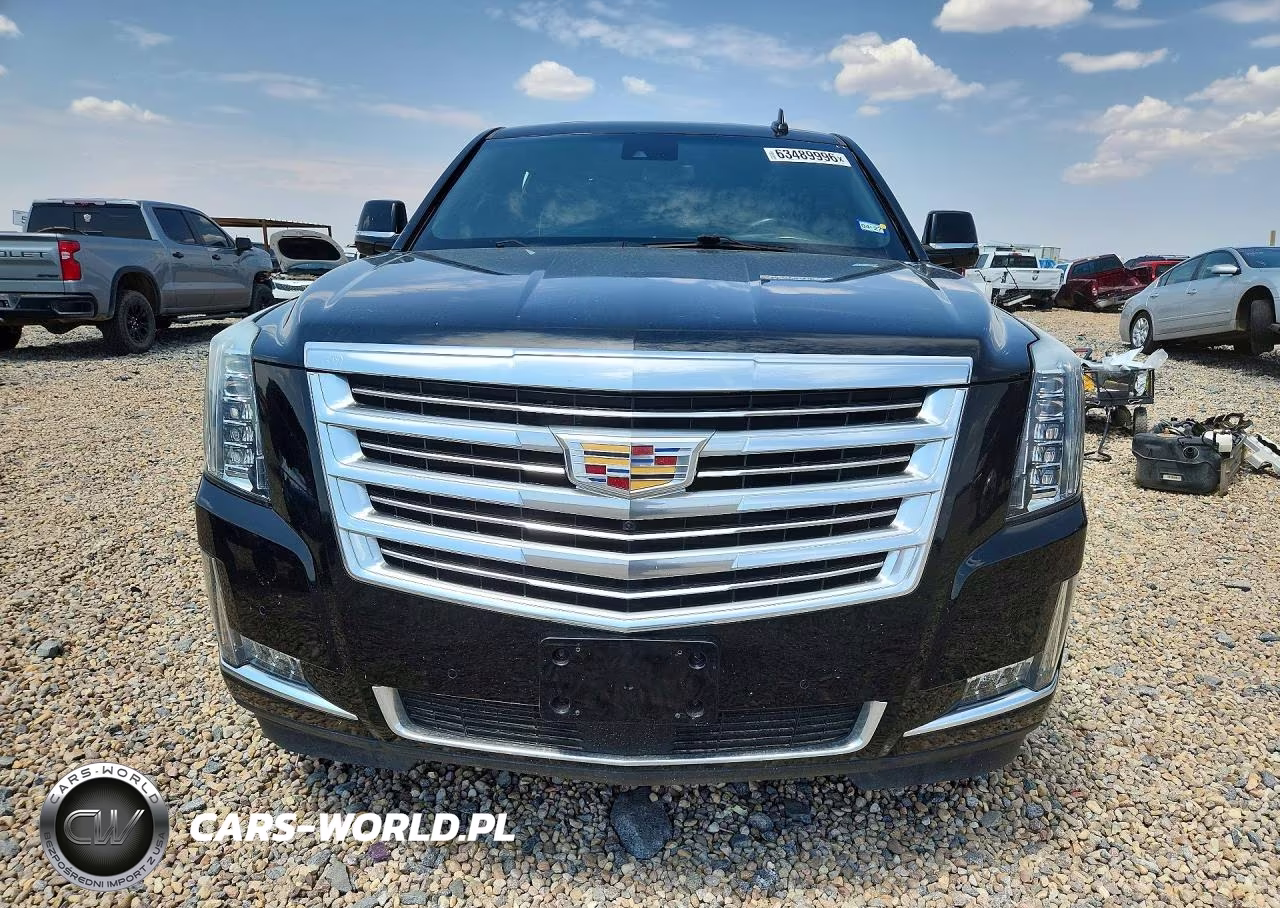 2018 Cadillac Escalade Platinum VIN:1GYS4DKJ3JR301881 - 5