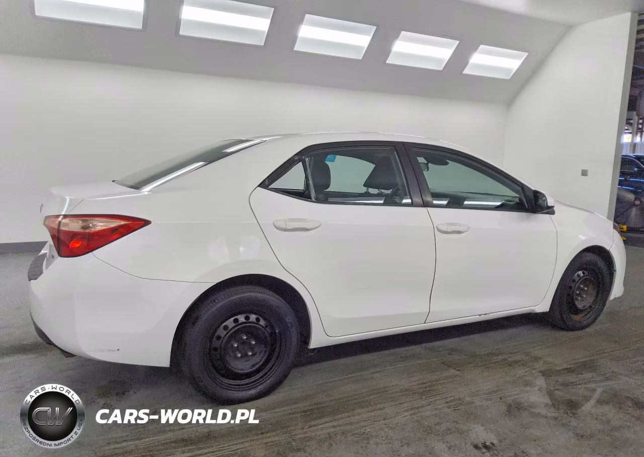 2019 Toyota Corolla Le VIN:5YFBURHE7KP903708 - 3