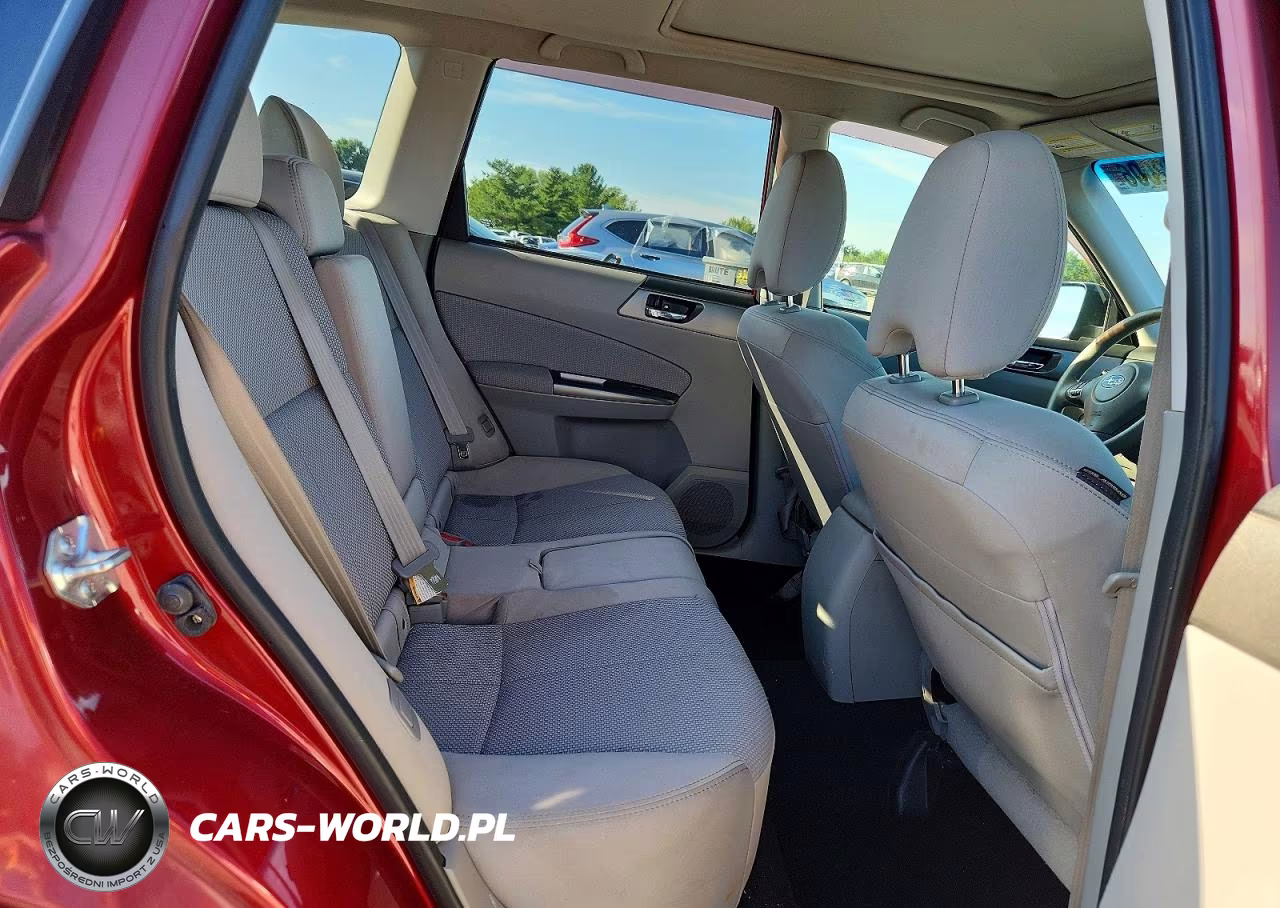 2011 Subaru Forester 2.5X Premium VIN:JF2SHADCXBH764536 - 10
