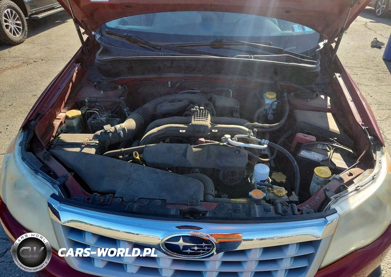 2011 Subaru Forester 2.5X Premium VIN:JF2SHADCXBH764536 - 11