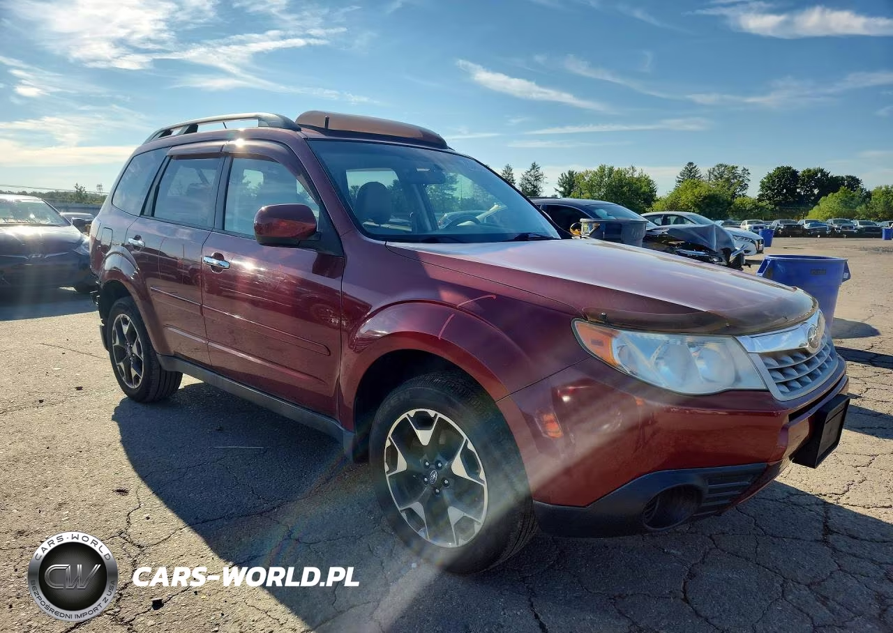 2011 Subaru Forester 2.5X Premium VIN:JF2SHADCXBH764536 - 4