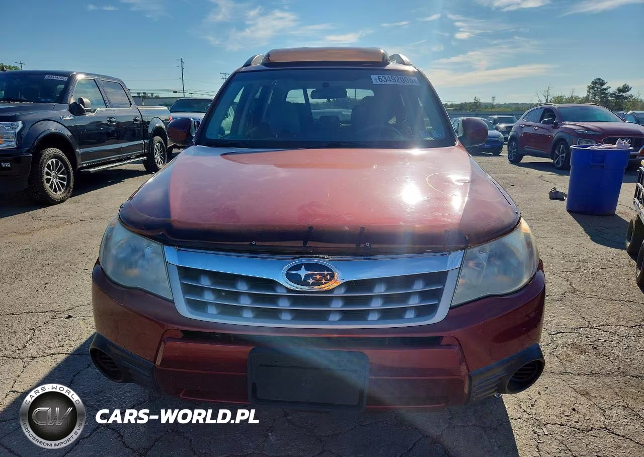 2011 Subaru Forester 2.5X Premium VIN:JF2SHADCXBH764536 - 5