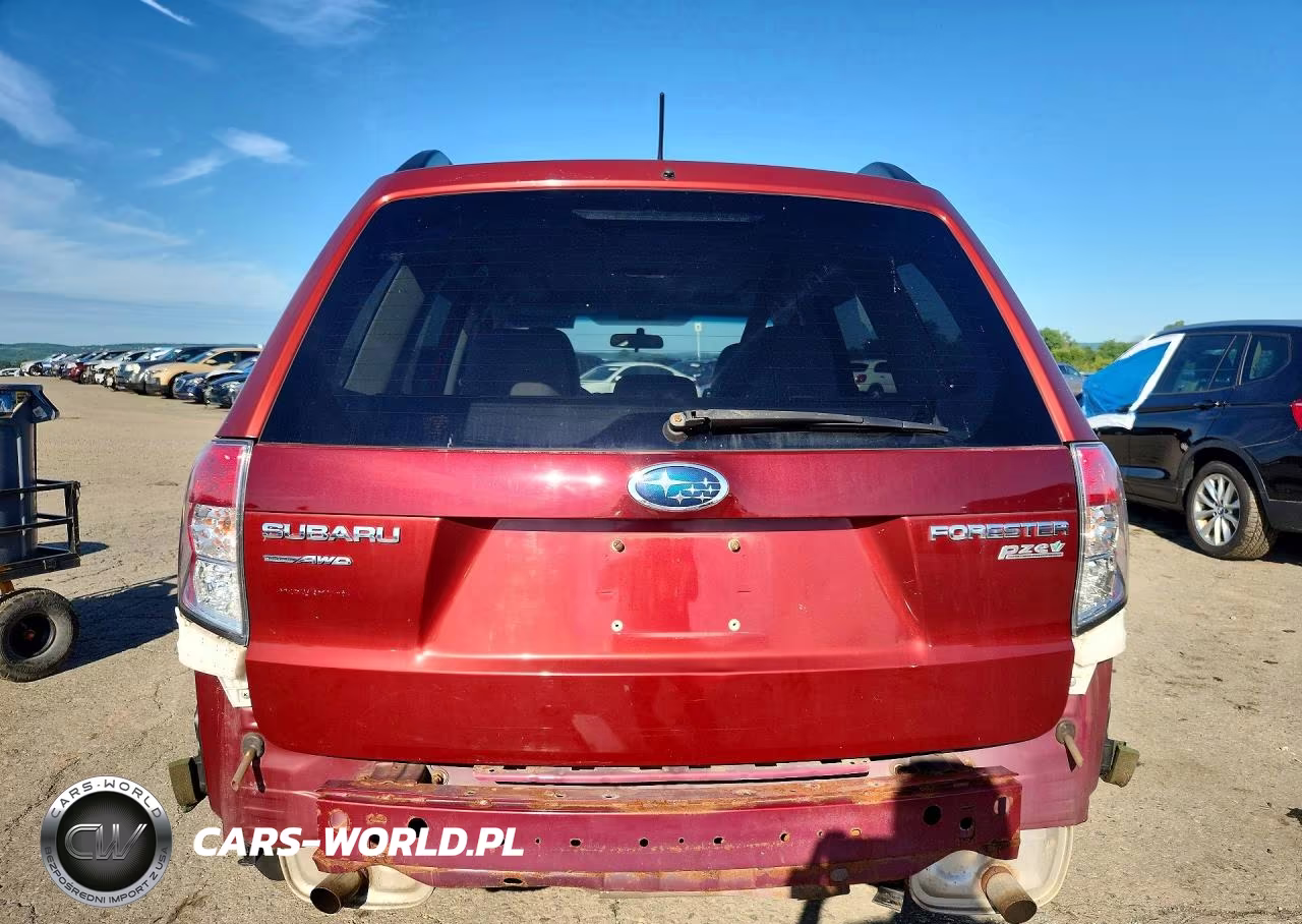 2011 Subaru Forester 2.5X Premium VIN:JF2SHADCXBH764536 - 6