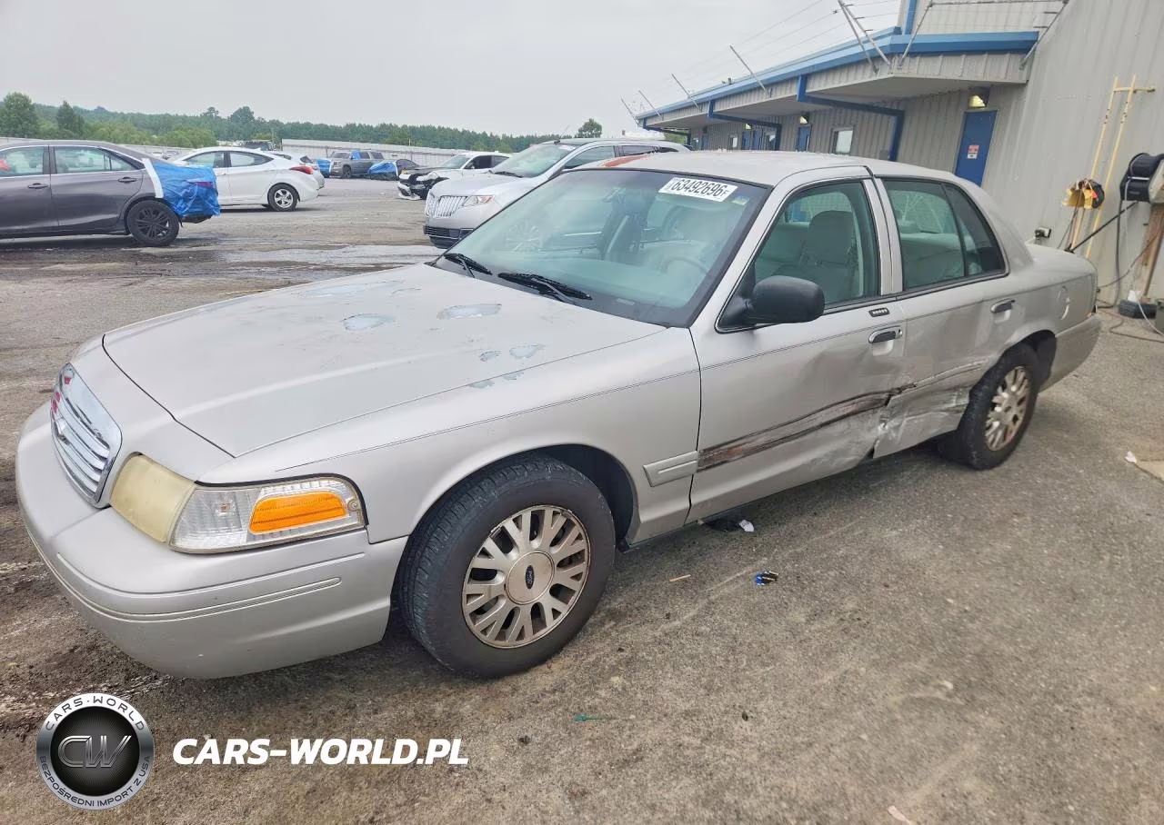 2004 Ford Crown Victoria Lx
