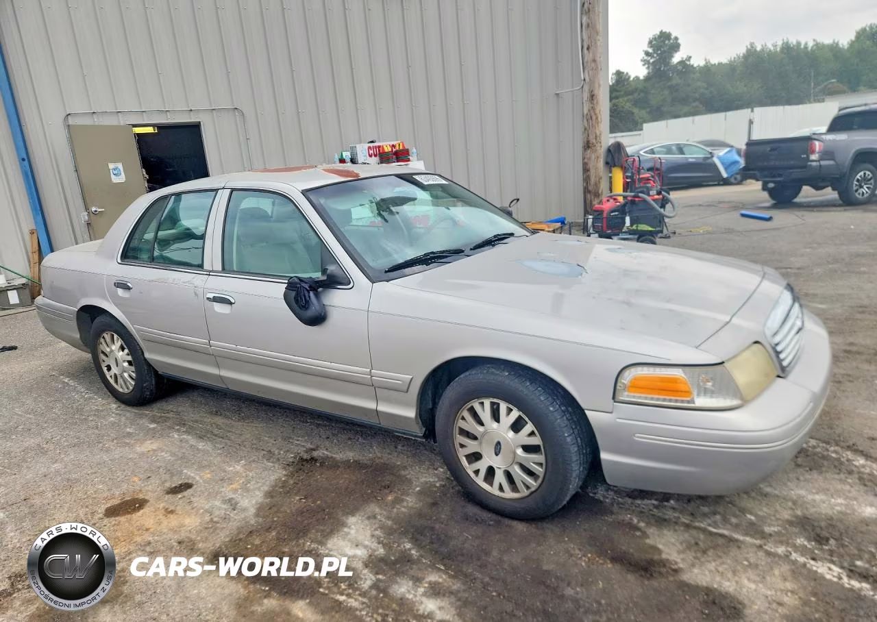 2004 Ford Crown Victoria Lx VIN:2FAFP74W84X168706 - 4