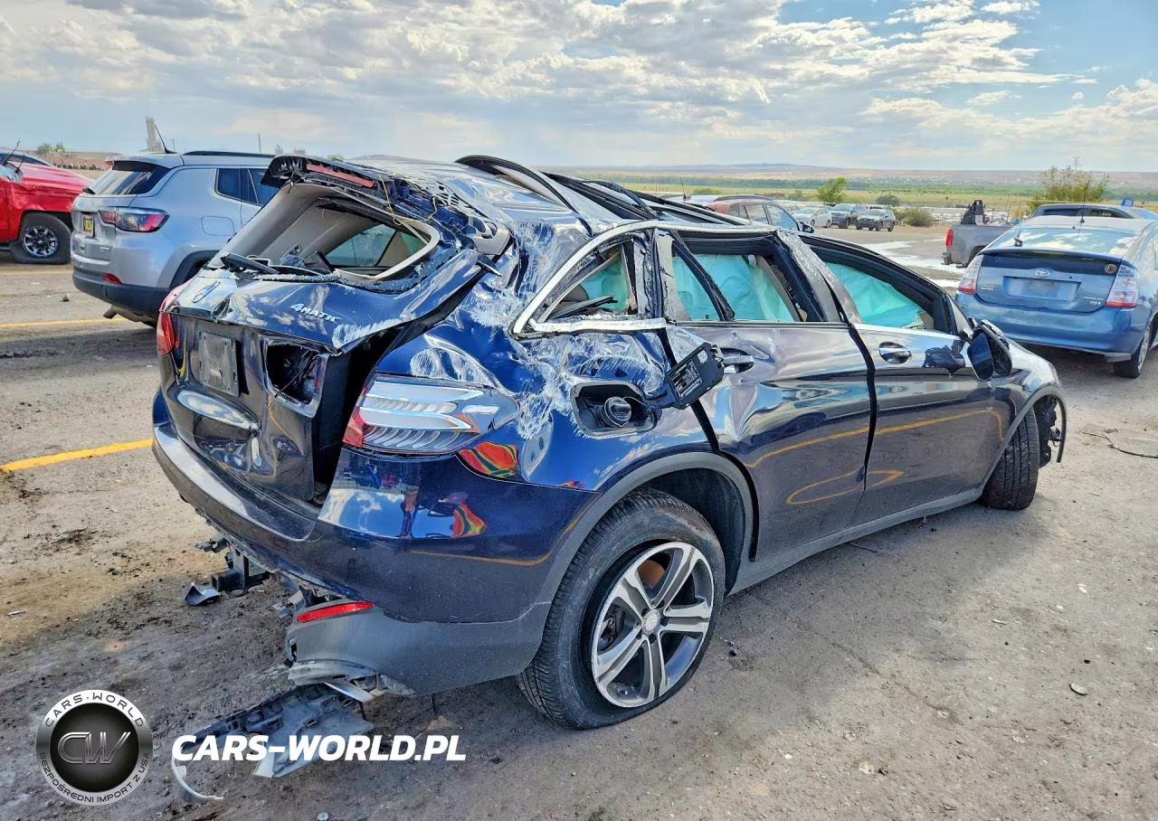 2017 Mercedes-Benz Glc 300 4Matic VIN:WDC0G4KB0HF143454 - 3