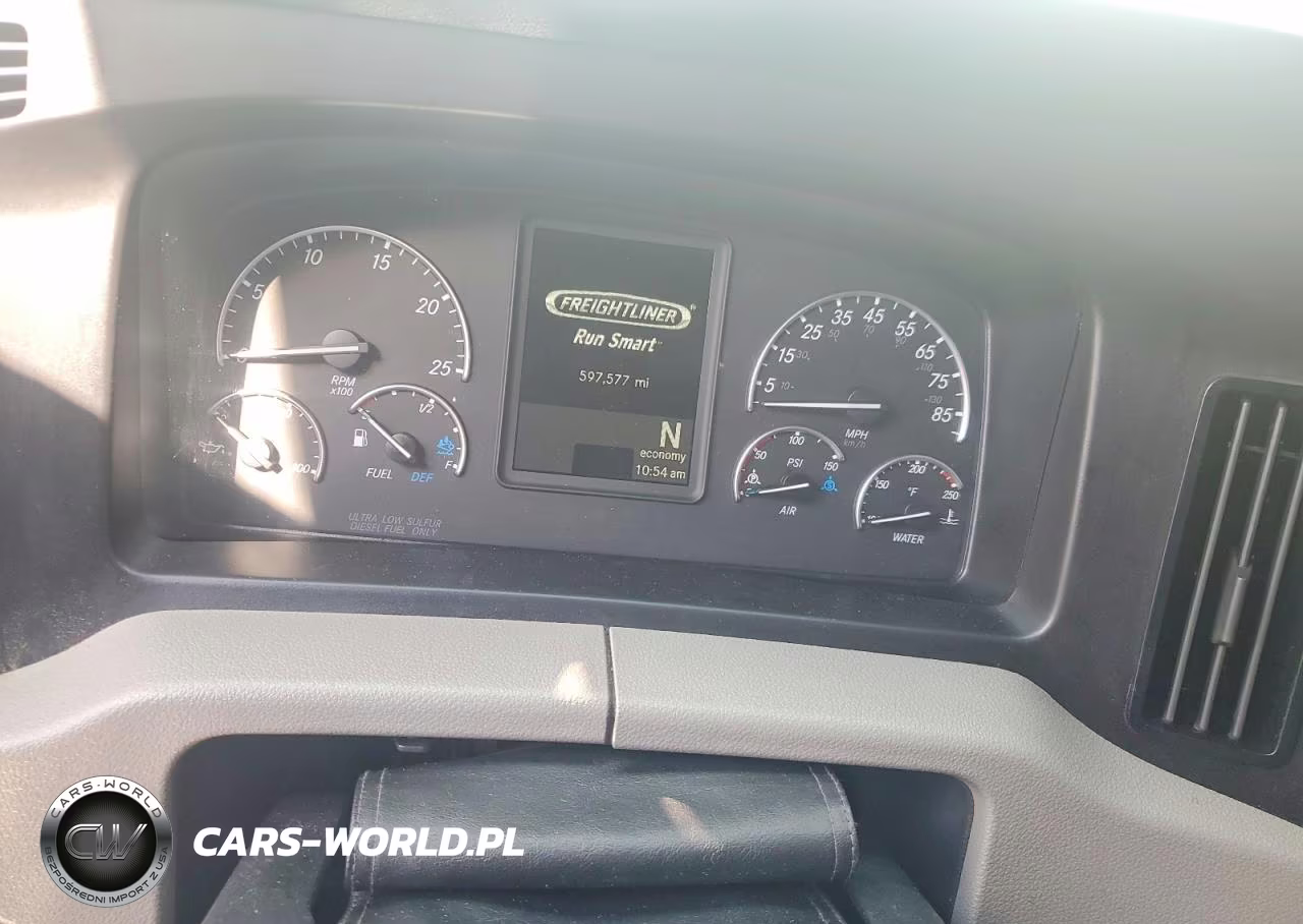 2019 Freightliner Cascadia 126 Semi Truck VIN:1FUJHHDR2KLJK6407 - 9