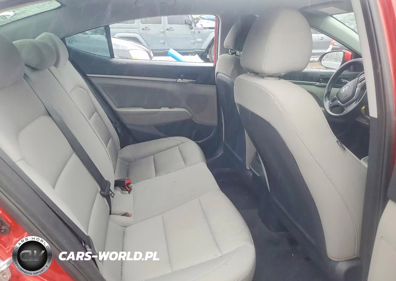 2018 Hyundai Elantra Sel VIN:5NPD84LF2JH225705 - 10