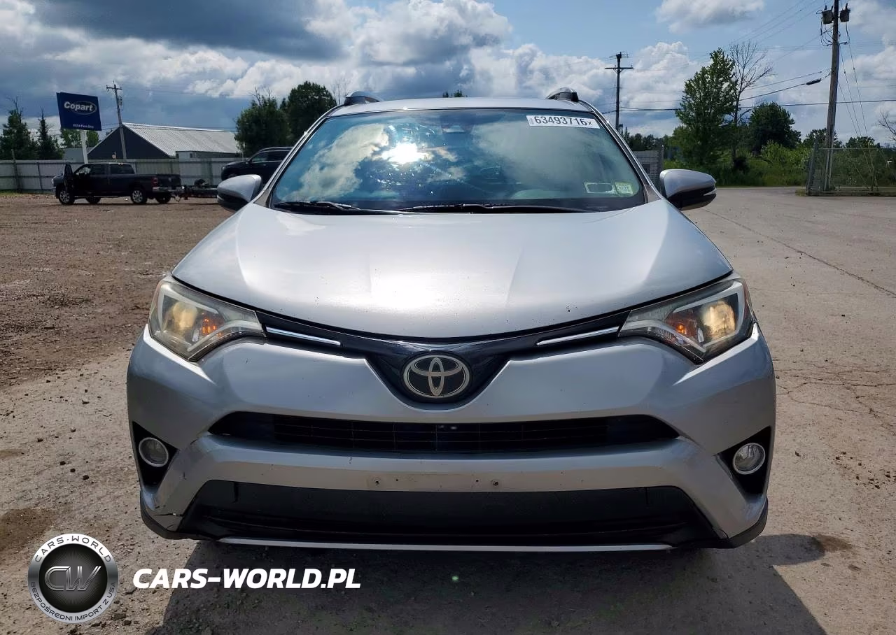 2017 Toyota Rav4 Xle VIN:2T3RFREV6HW686468 - 5