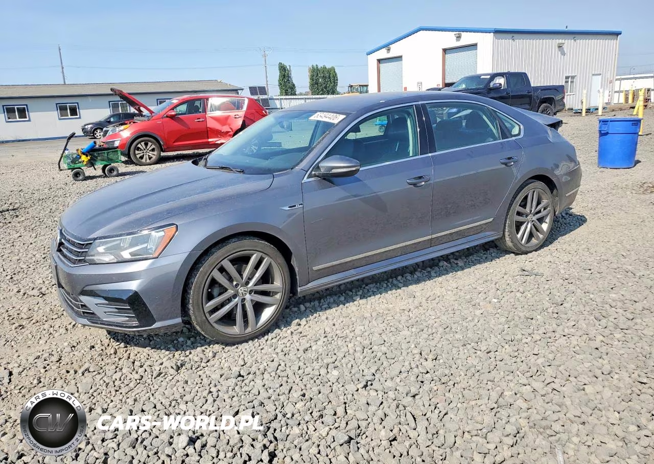 2017 Volkswagen Passat R-Line