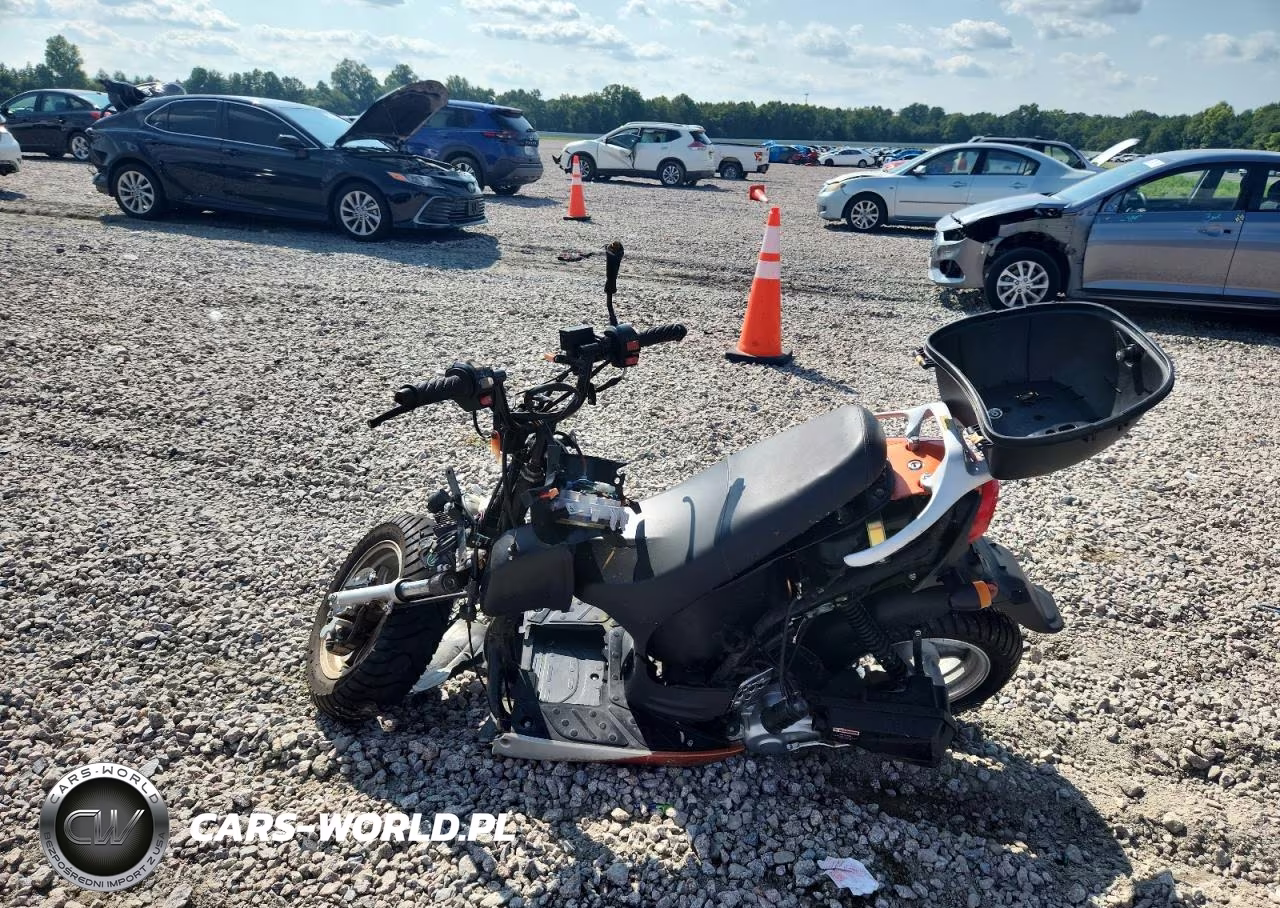 2024 Other Automobile Yongfu Moped Scooter VIN:LL0TCAPX4RY180052 - 3