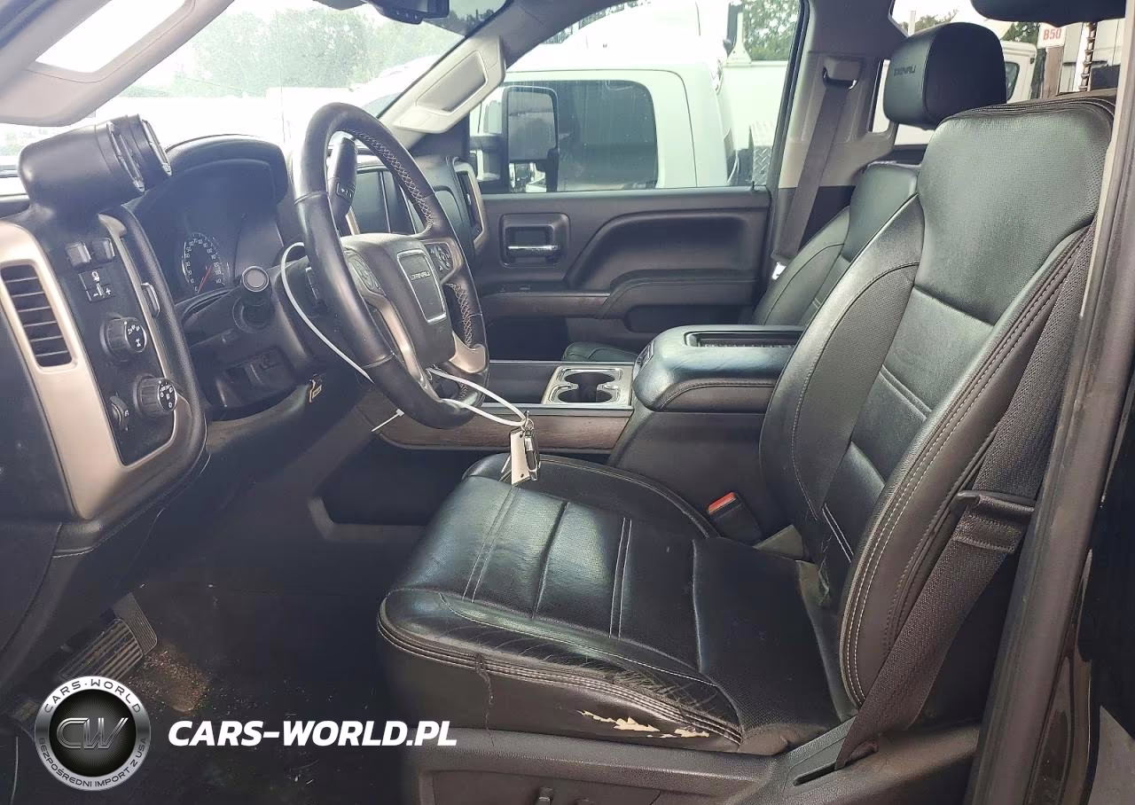 2017 GMC Sierra K3500 Denali VIN:1GT42YEY7HF151824 - 7