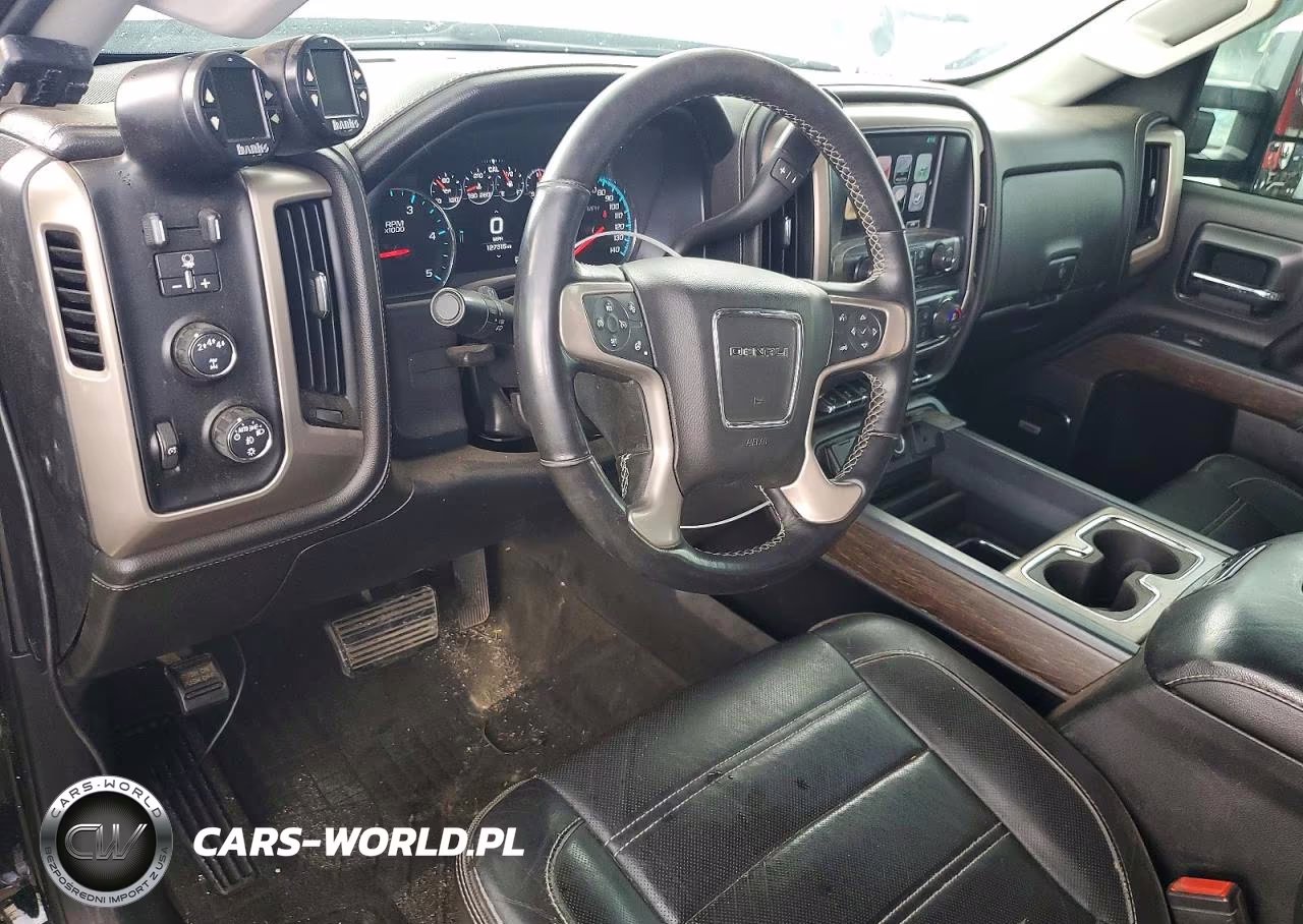 2017 GMC Sierra K3500 Denali VIN:1GT42YEY7HF151824 - 8