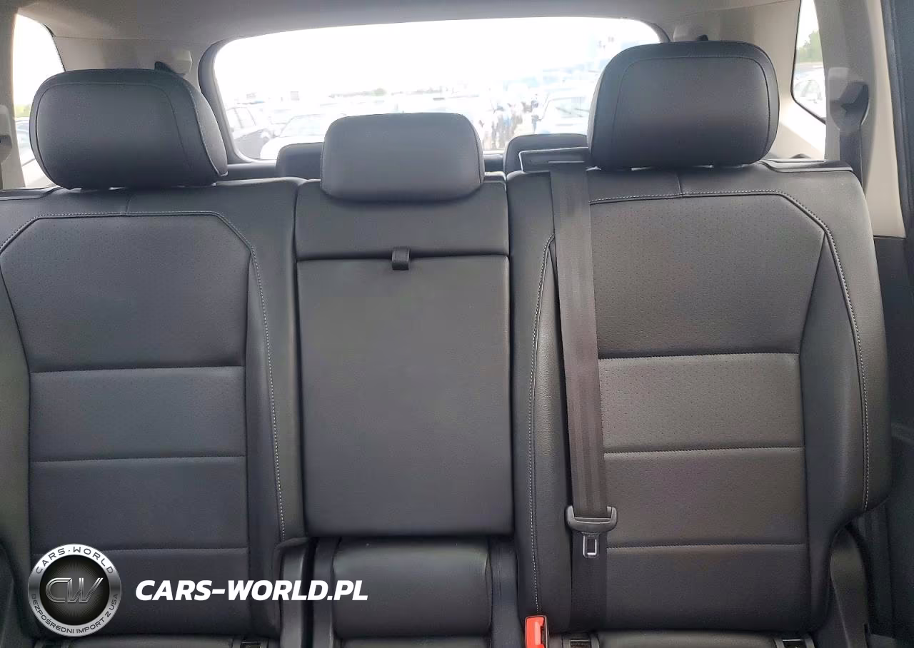 2019 Volkswagen Tiguan Se VIN:3VV2B7AX6KM062821 - 10