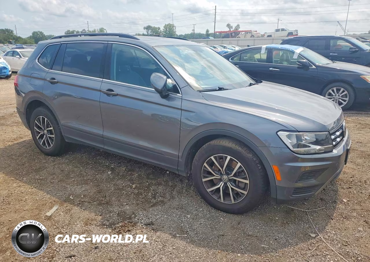 2019 Volkswagen Tiguan Se VIN:3VV2B7AX6KM062821 - 4