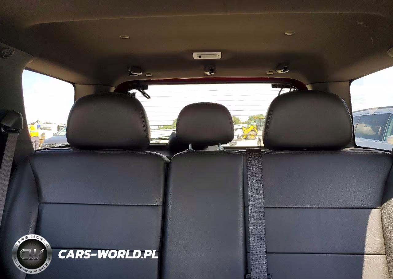 2011 Ford Escape Xlt VIN:1FMCU9D76BKA26649 - 10