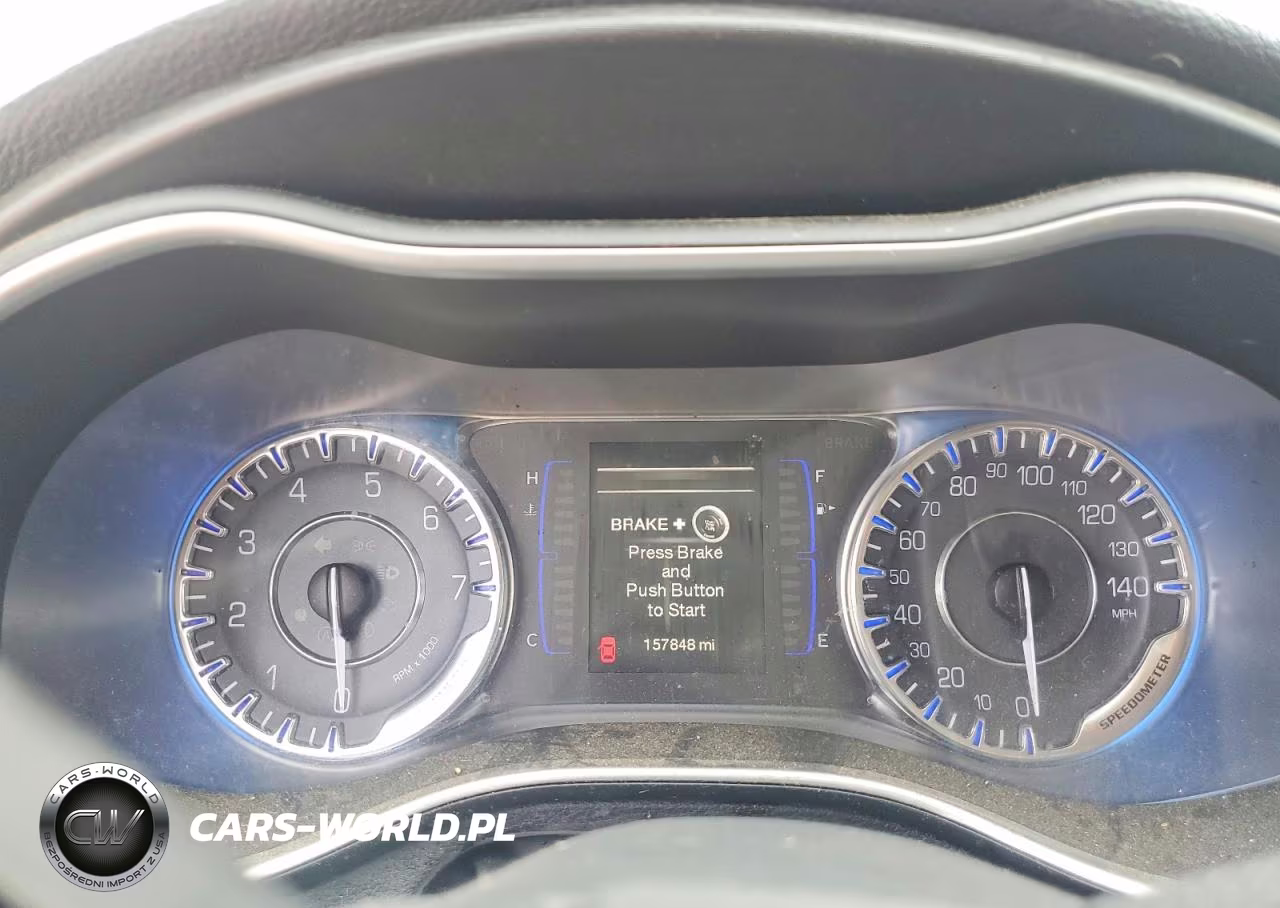 2015 Chrysler 200 Limited VIN:1C3CCCAB1FN679086 - 9