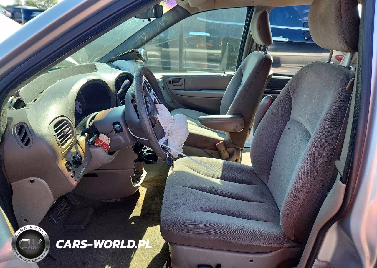2002 Chrysler Town & Country Lx VIN:2C8GP44362R714499 - 7